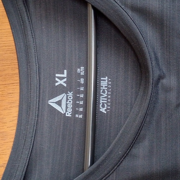 Reebok 'Run' Activchill shirt - Picture 3 of 5